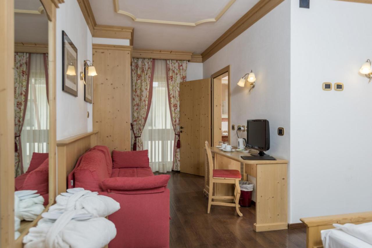 Hotel B&B Andreas Canazei Exterior foto