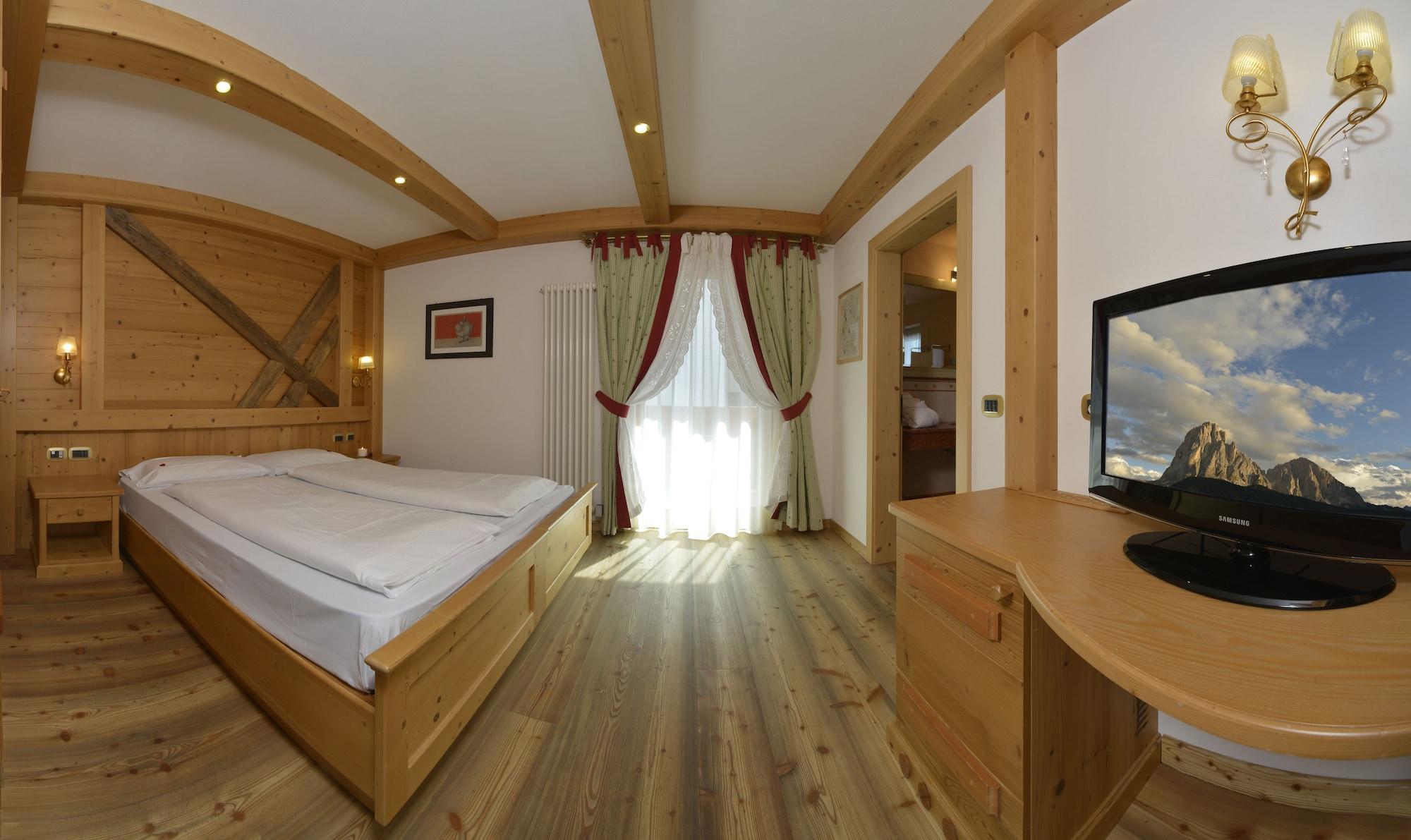 Hotel B&B Andreas Canazei Exterior foto