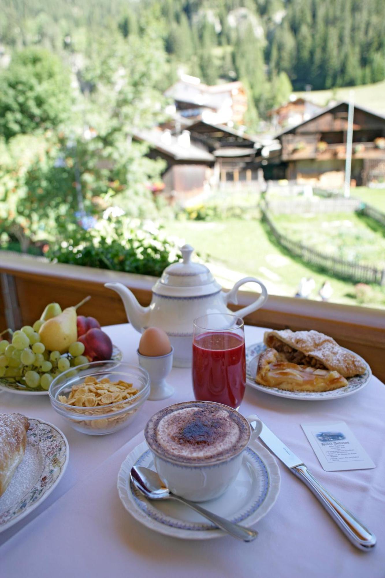 Hotel B&B Andreas Canazei Exterior foto
